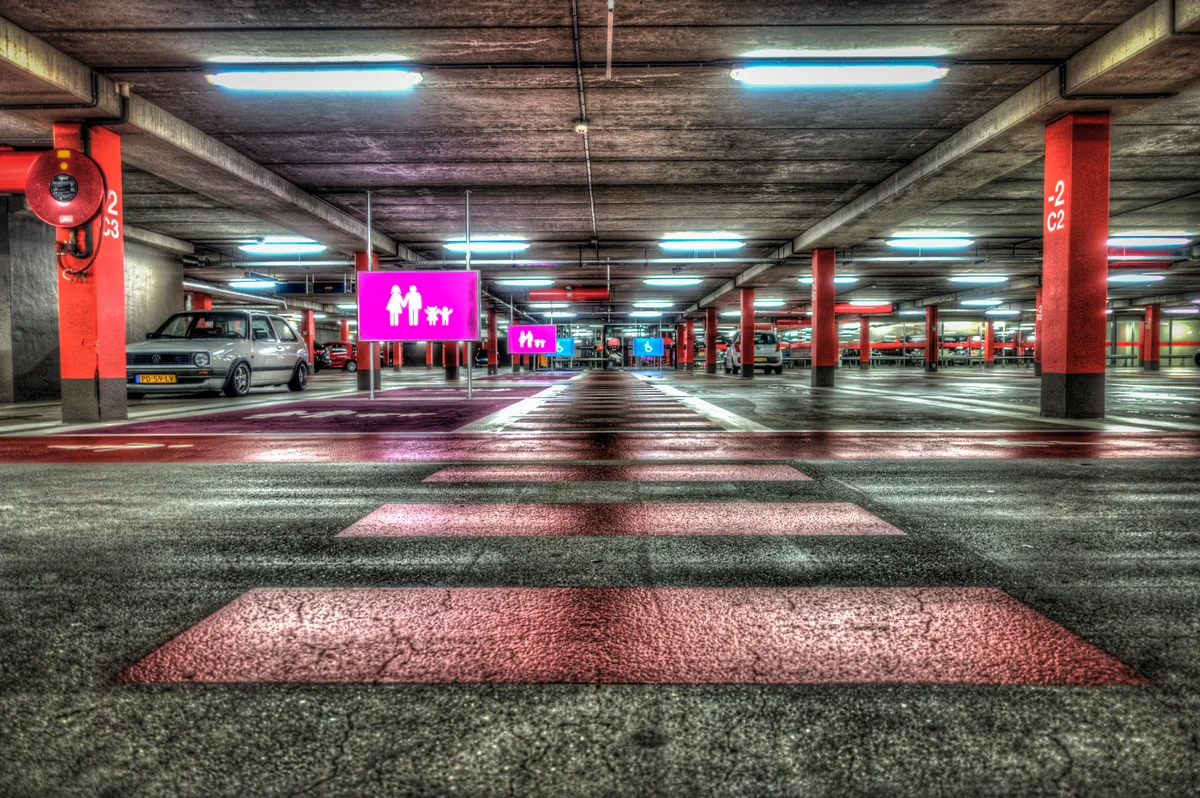 Nederlandlaan parking garage — Zoetermeer