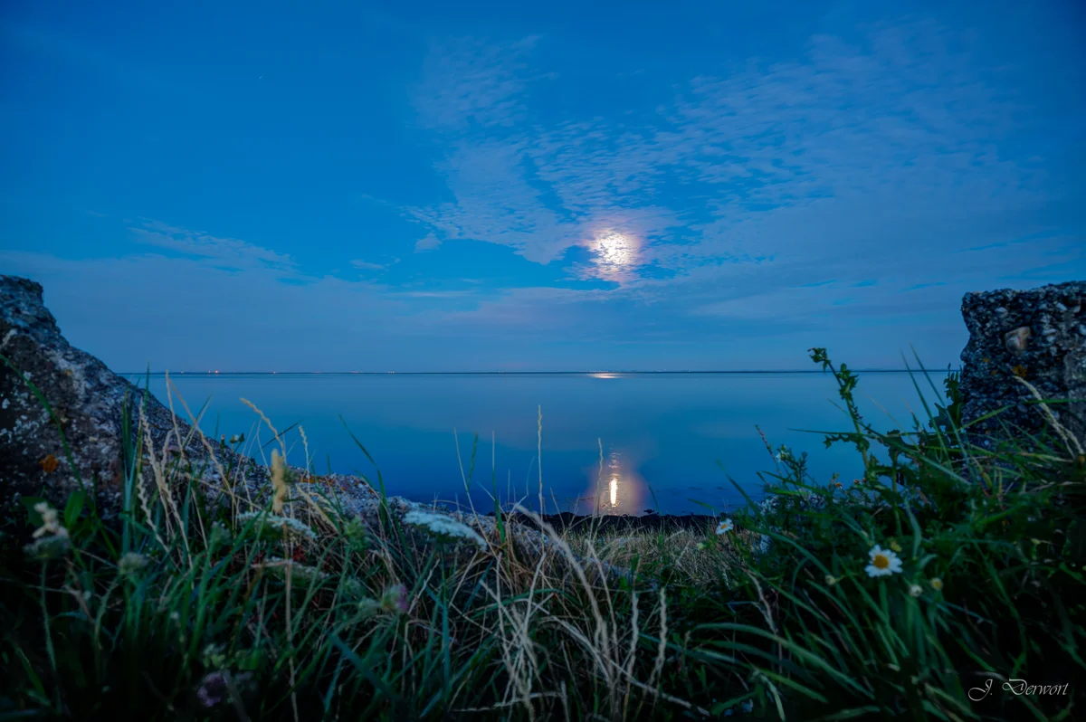Oosterschelde Moonshine — Zierikzee and Zeeland