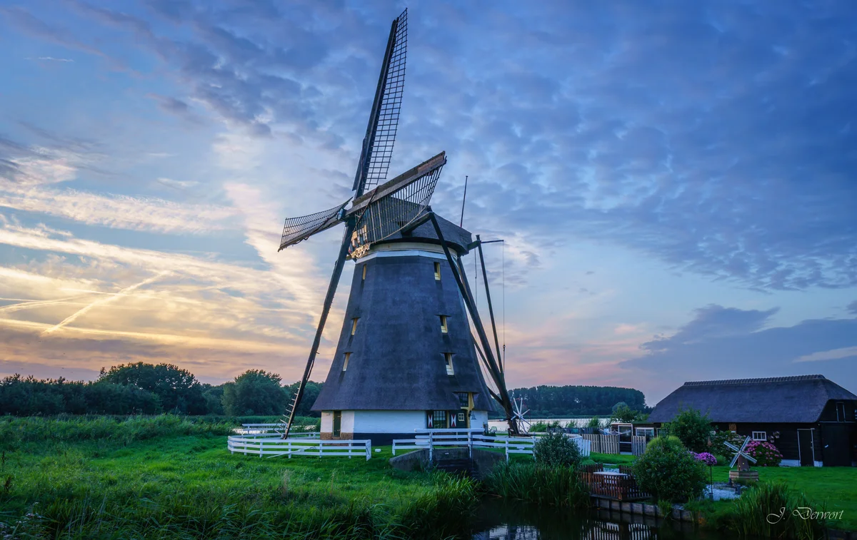 Eendrachtsmolen — Dutch windmills