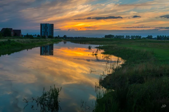 Sunset in Oosterheem: a photograph close to home