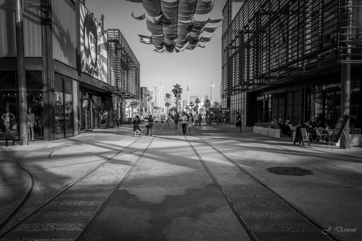 Vintage Rail Track — Dubai