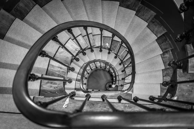 Spiral staircases in Paris and Rome: unexpected photo subjects