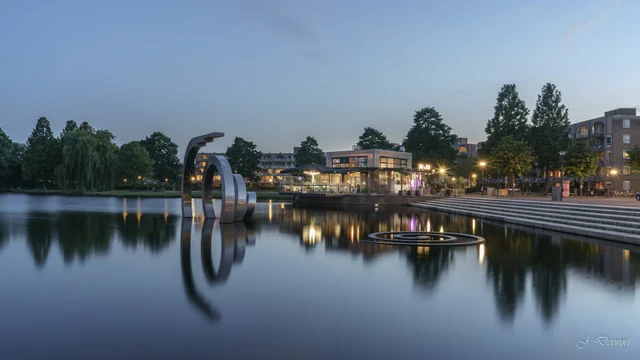 The Dobbe in Zoetermeer: reflections at sunset