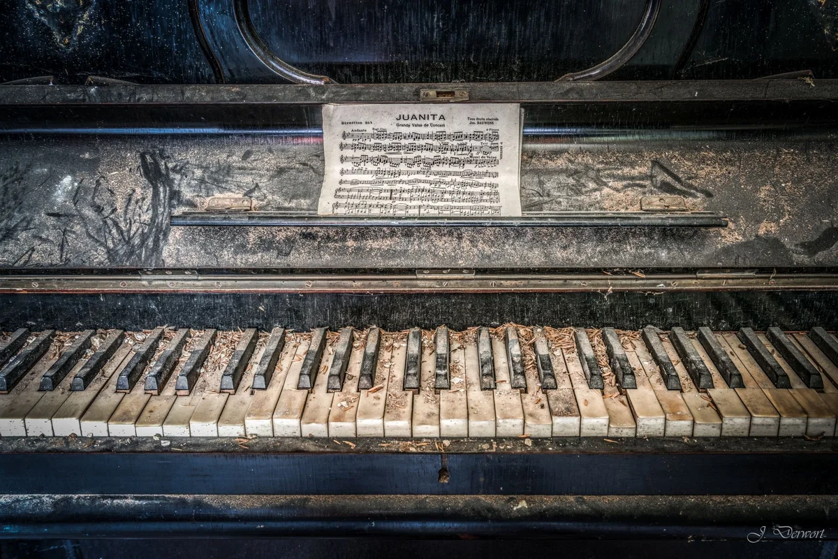 Piano — Ferme aux Drapeaux