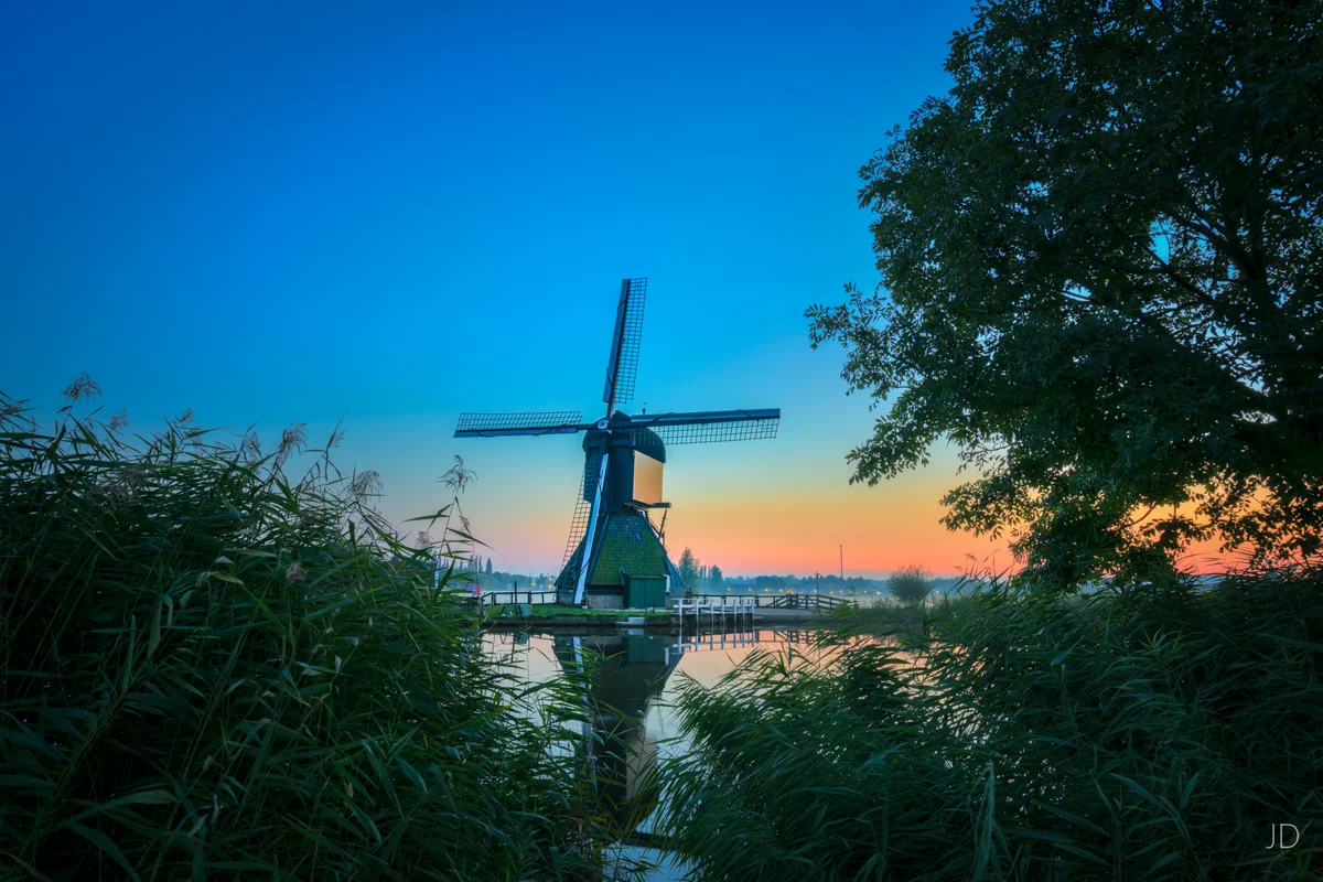 Wooden mill — Dutch windmills